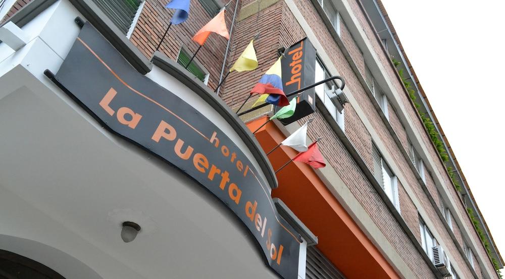 Ayenda 1506 La Puerta Del Sol Hotel Bucaramanga Bagian luar foto